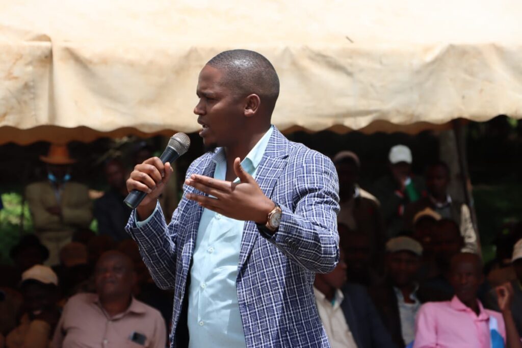 Trans-Nzoia senator addressing the people.